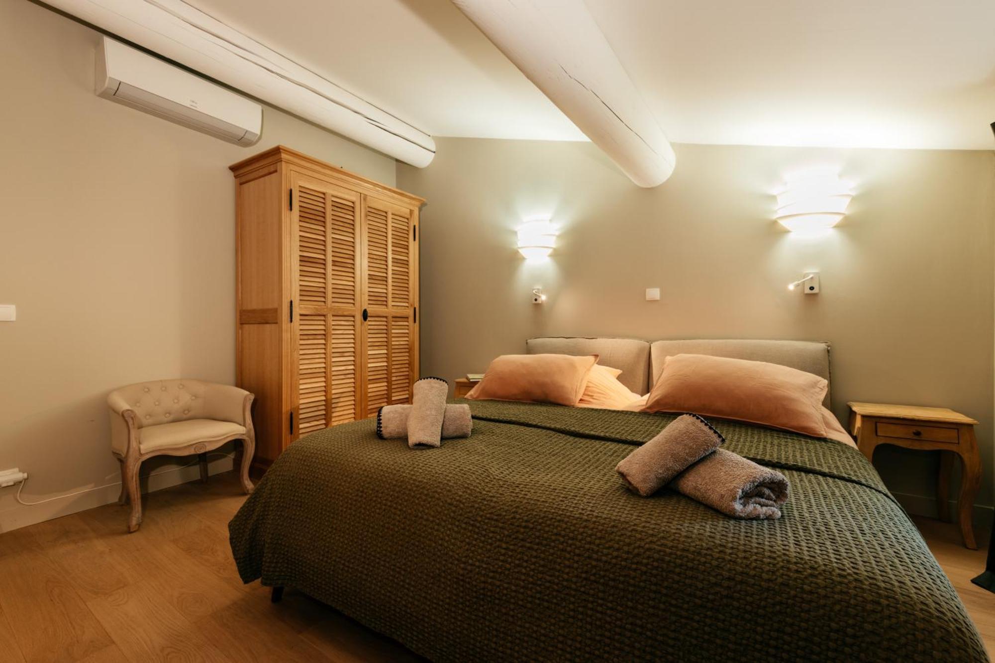 Domaine Perréal Les Chambres Gargas  Chambre photo