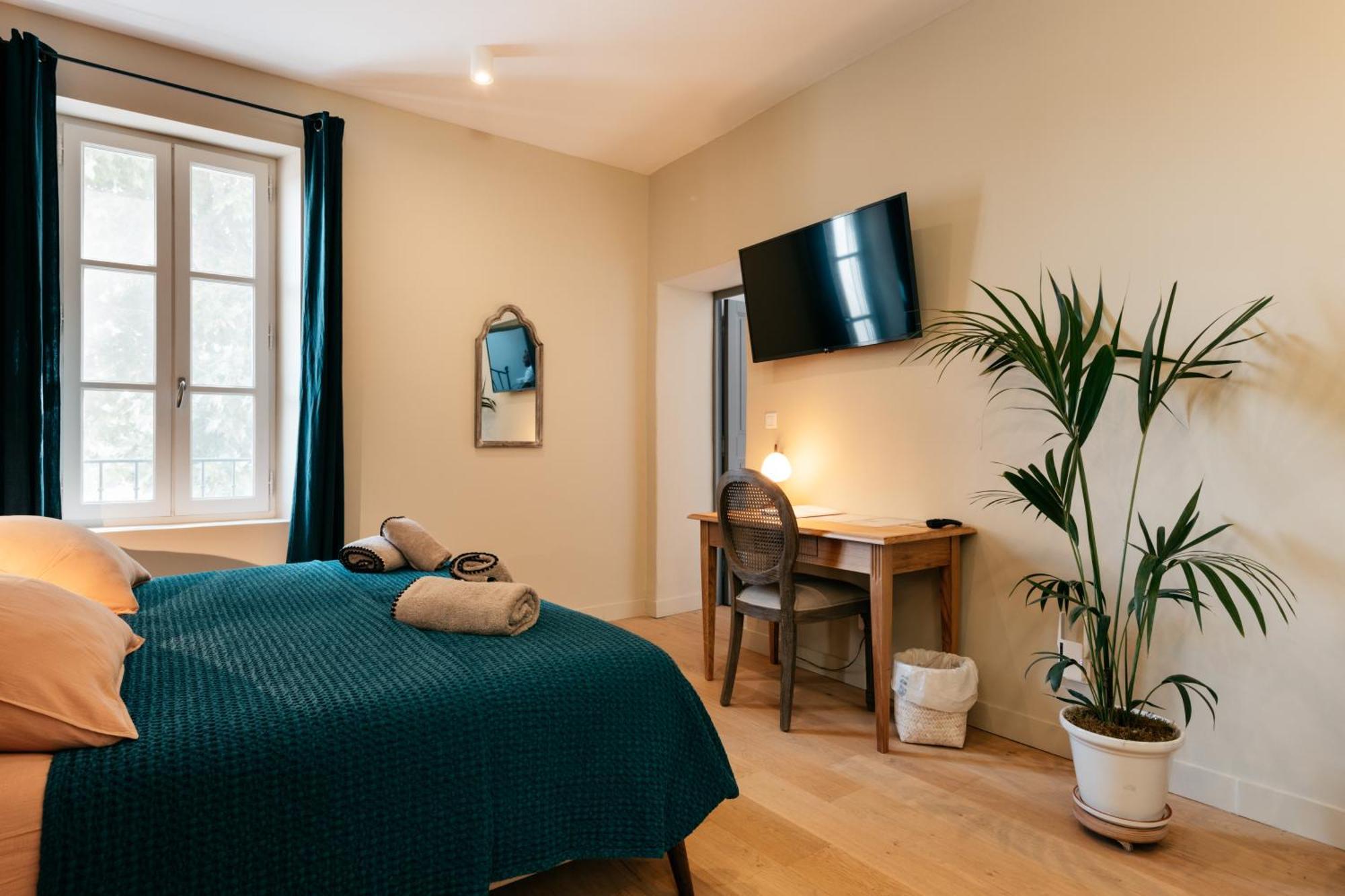 Domaine Perréal Les Chambres Gargas  Chambre photo